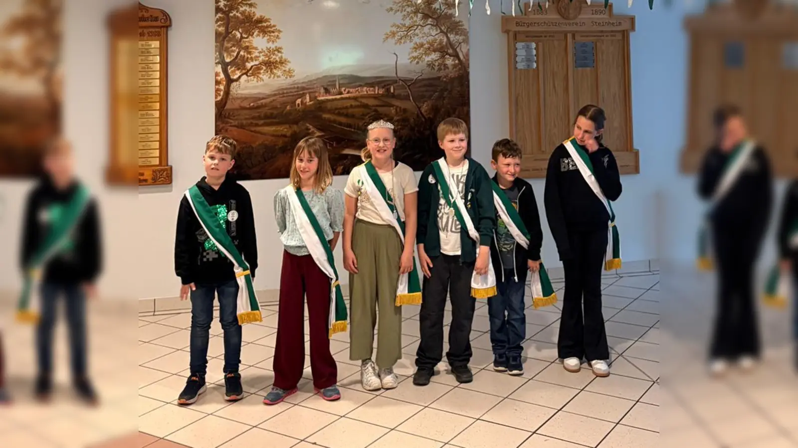 Das neue Kinderkönigspaar Laura Scholle und Franz Julius Oebbeke mit den Hofstaatpaaren Ida Werneke und Lias Schiller sowie Thea Rohde und Louis Wiechers. (Foto: privat)