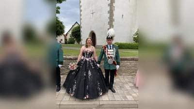 Königspaar 2025: Mark und Verena Heinemann. (Foto: privat)