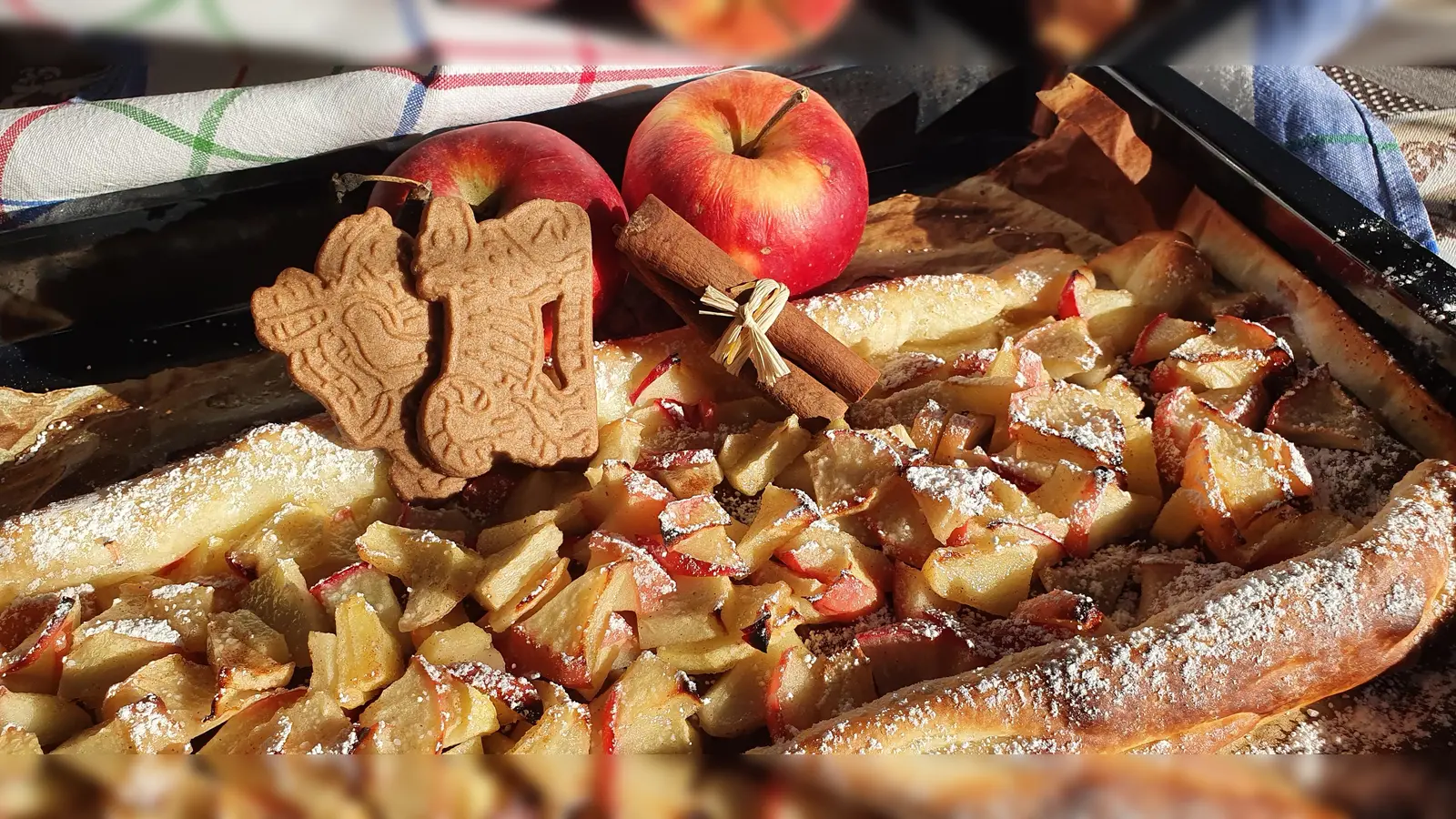 Ruck Zuck gebacken und ganz einfach zubereitet. der schnellste Weihnachtsapfelkuchen.  (Foto: Barbara Siebrecht)