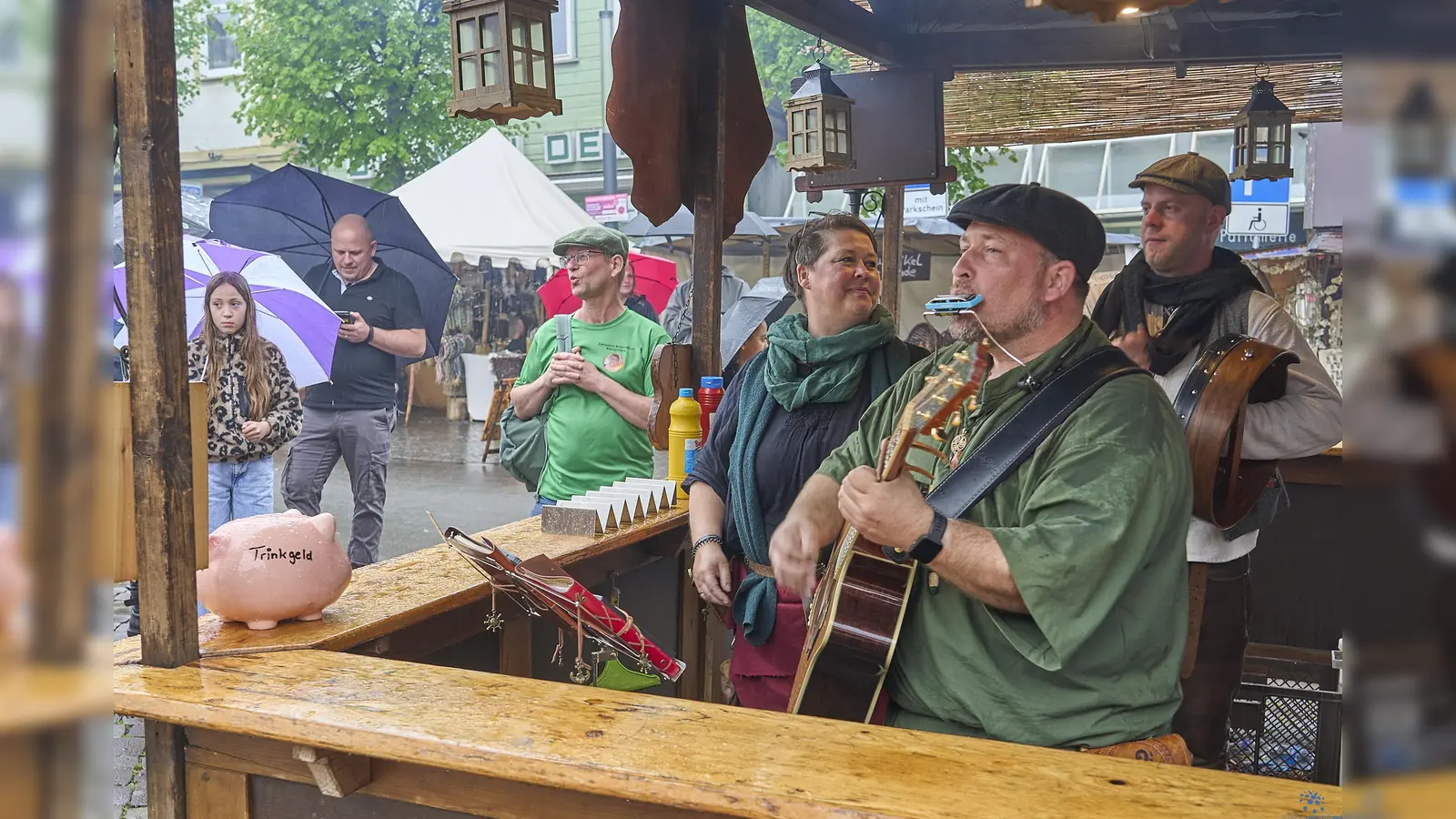 Gaukler und Musikanten gehören auch in diesem Jahr wieder zum Hansefest und sorgen für beste Unterhaltung. (Foto: Stefan Bönning)