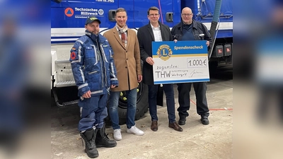 Spendenübergabe: Henry Wilke, Rene Stenda, Matthias Juchem und Jens Olaf Boje. (Foto: privat)