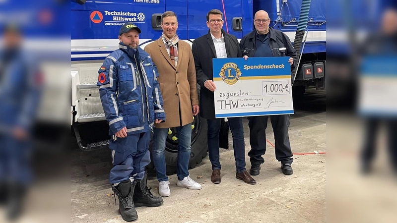 Spendenübergabe: Henry Wilke, Rene Stenda, Matthias Juchem und Jens Olaf Boje. (Foto: privat)