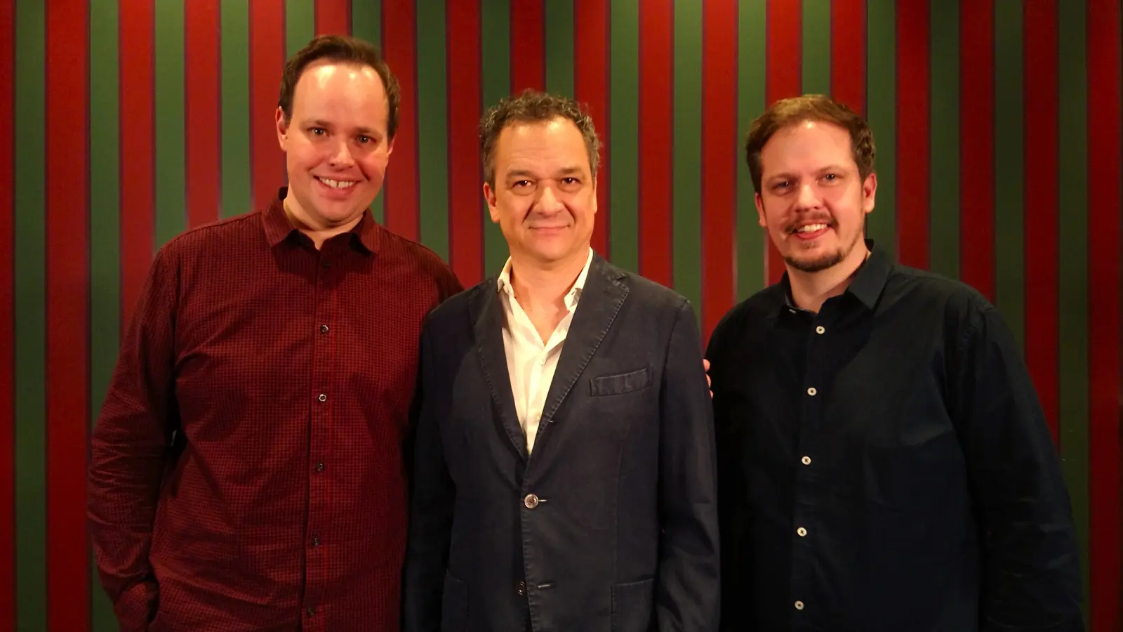 Stephan Bauer (Mitte), Stefan Marx (links) und Simon Hillebrand freuten sich über den gut besuchten Abend. (Foto: Doris Dietrich)