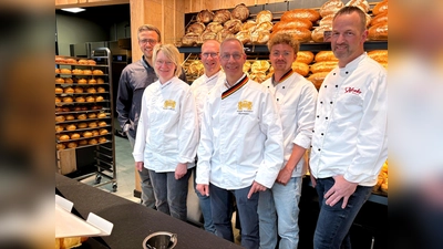 V.l.: Benedikt Goeken, Simone Pollmann, André Bielemeier, Ansgar Krawinkel, Felix Engel und Daniel Henke. (Foto: privat)
