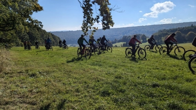Auf zahlreichen Strecken geht es durch die herrliche Landschaft des Sollings. (Foto: Lionsclub Holzminden)