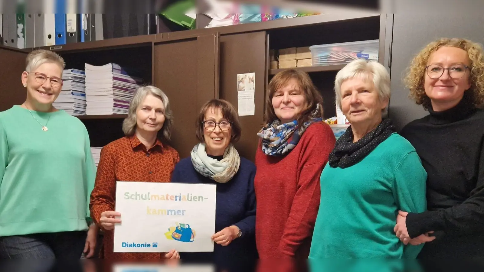 Das Team bittet um Unterstützung für die Schulmaterialienkammer. (Foto: Diakonie Höxter)