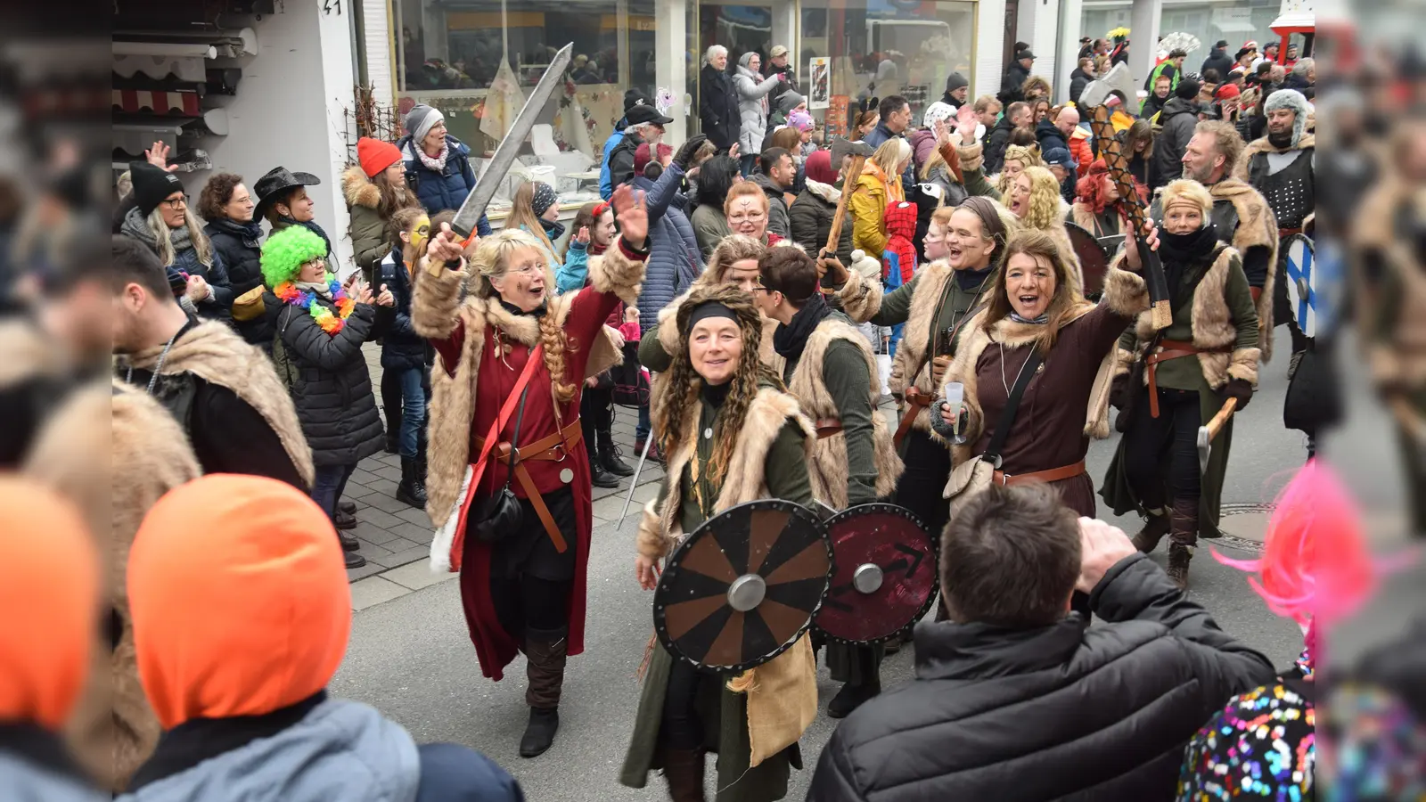 Impression vom letztjährigen Steinheimer Rosenmontagsumzug. (Foto: Marc Otto)