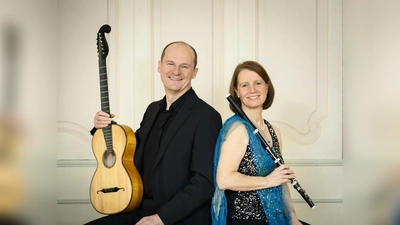 Heike Nicodemus und Maximilian Mangold spielen auf. (Foto: D. Bechtel)