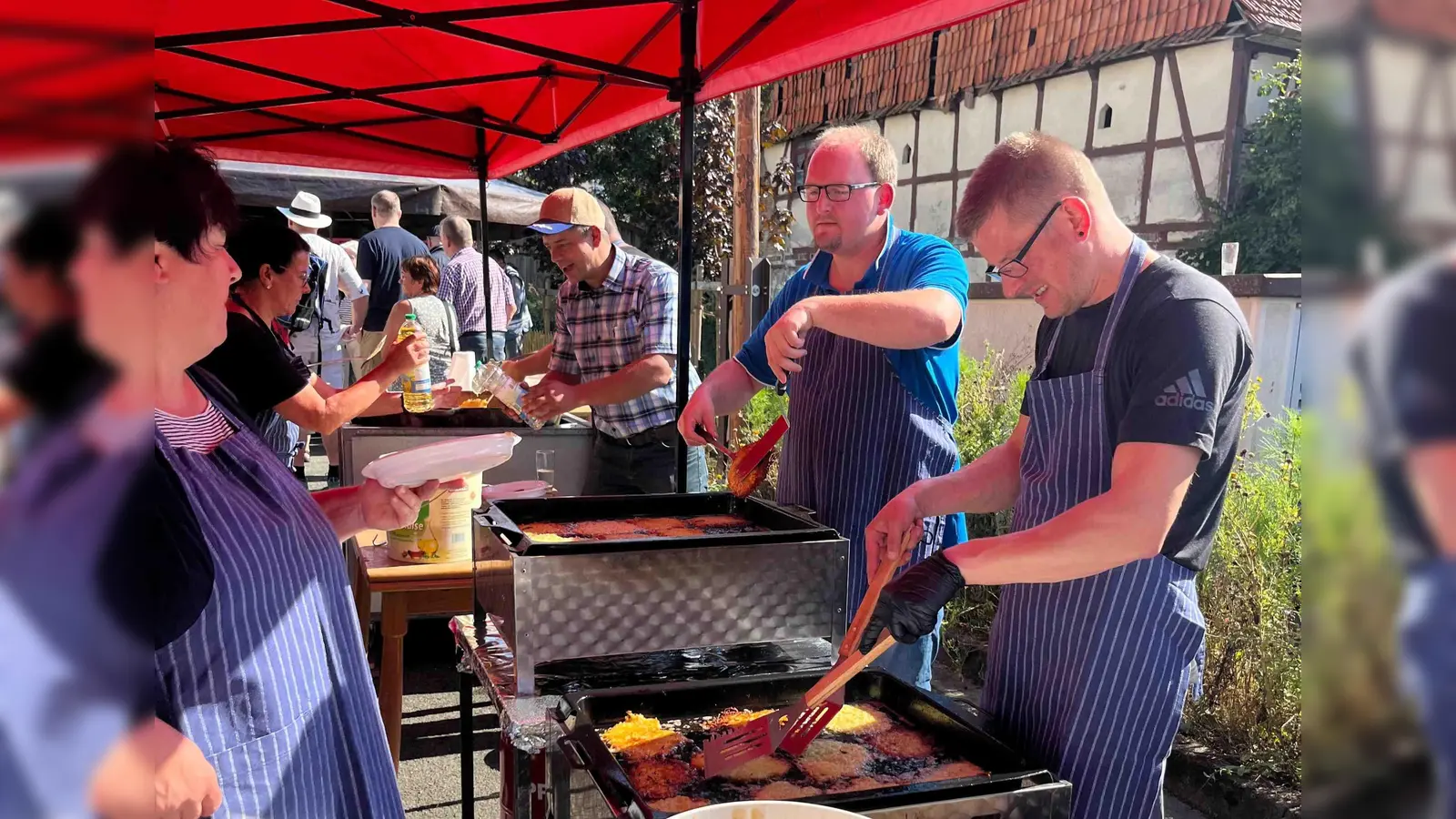 Die goldgelben Kartoffelpuffer sind eine Lamerder Delikatesse. (Foto: privat)