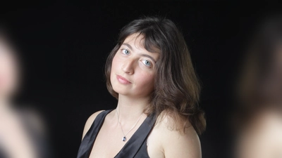Die Düsseldorfer Pianistin Julia Golkhovaya kommt nach Bad Karlshafen (Foto: Ira Weinrauch)