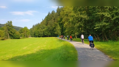 Die geführte Radtour ist für E-Bikes und Tourenräder gleichermaßen geeignet. (Foto: Bernhard Krull)
