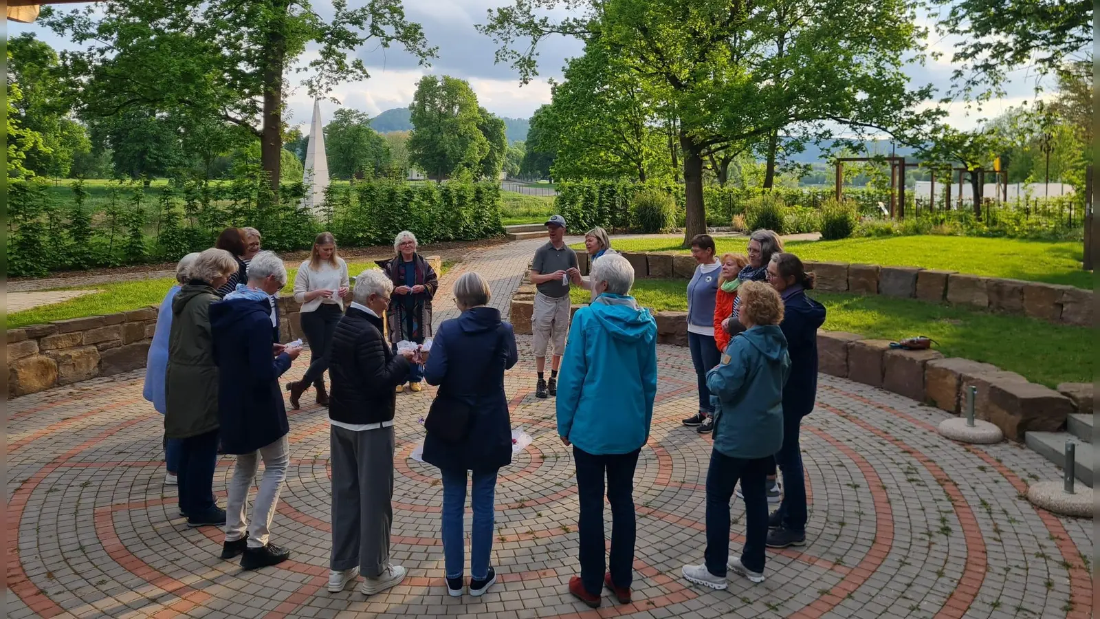 Im Schöpfungsgarten auf dem Gelände an der Weser ist viel los. (Foto: privat)