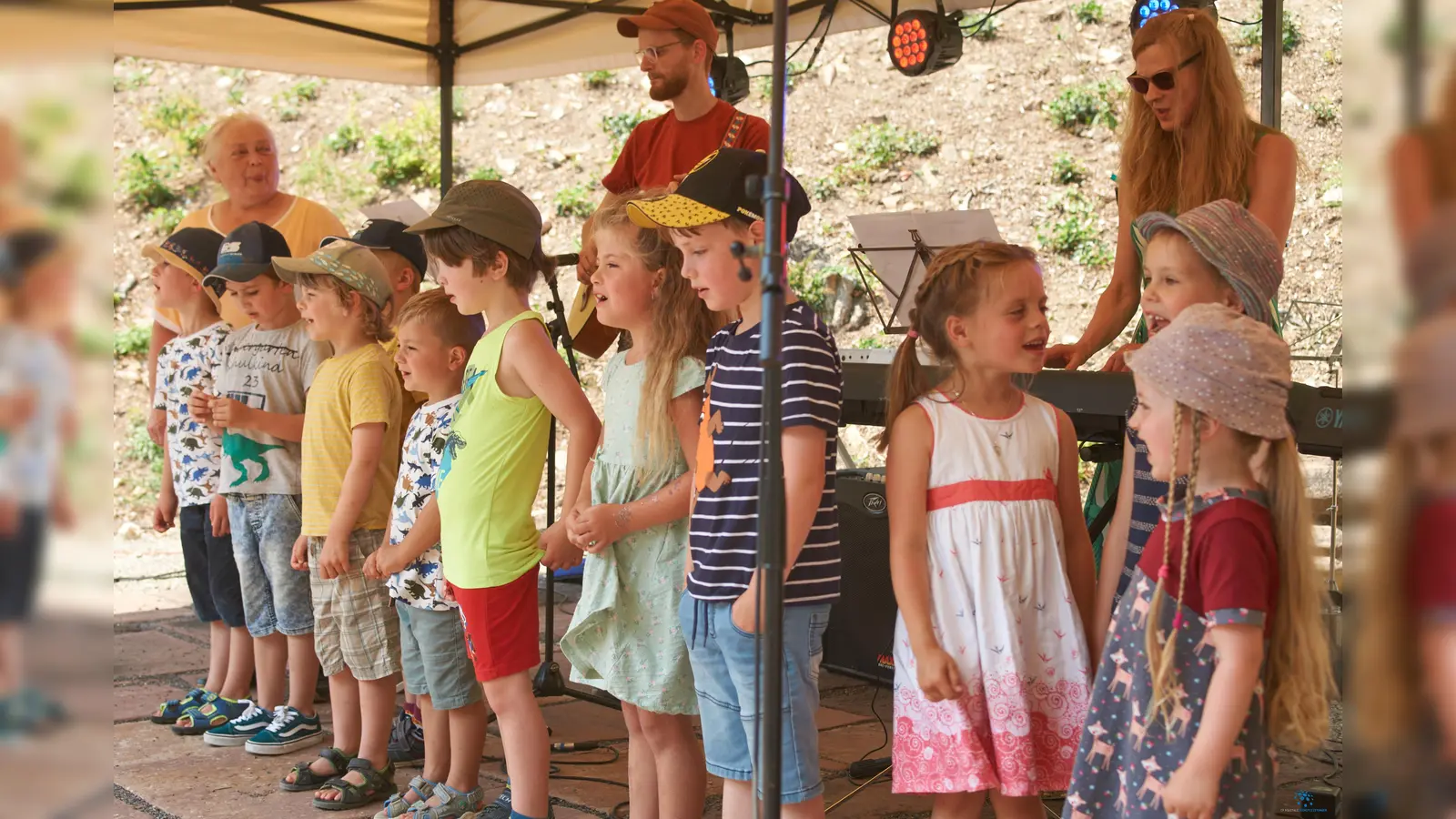 Lieder für den Wald sangen die Kinder der KiTa Am Hellen Platz Meimbressen. (Foto: Stefan Bönning)