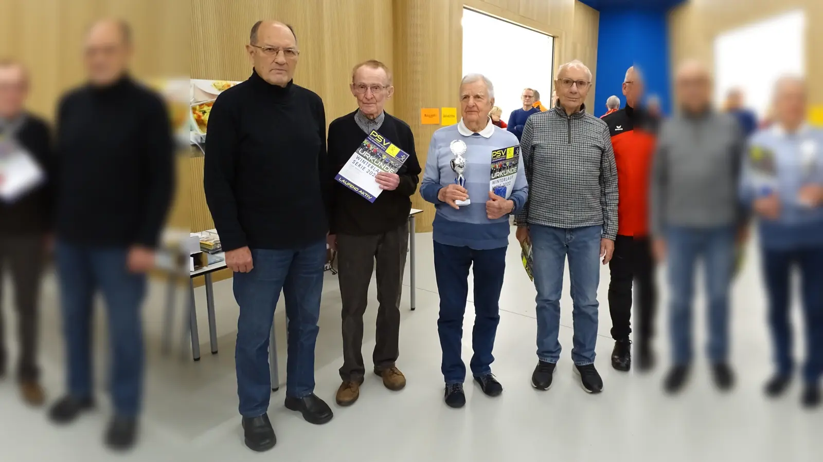 Die ältesten Teilnehmer (v.l.): Erich Kaufhold (JG 1937 PSV), Edgar Bettermann (JG 1936 PSV), Engelbert Müller (JG 1934 TSV Warzen) und Wilhelm Wehrmann (JG 1934 PSV). (Foto: privat)