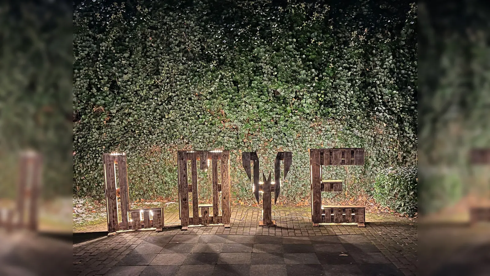 Der Foto-Spot mit Love-Schriftzug. (Foto: Stadt Brakel)