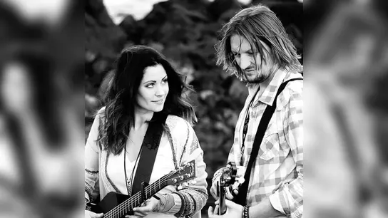 Folk- und Pop-Duo „Birds of a feather“. (Foto: privat)