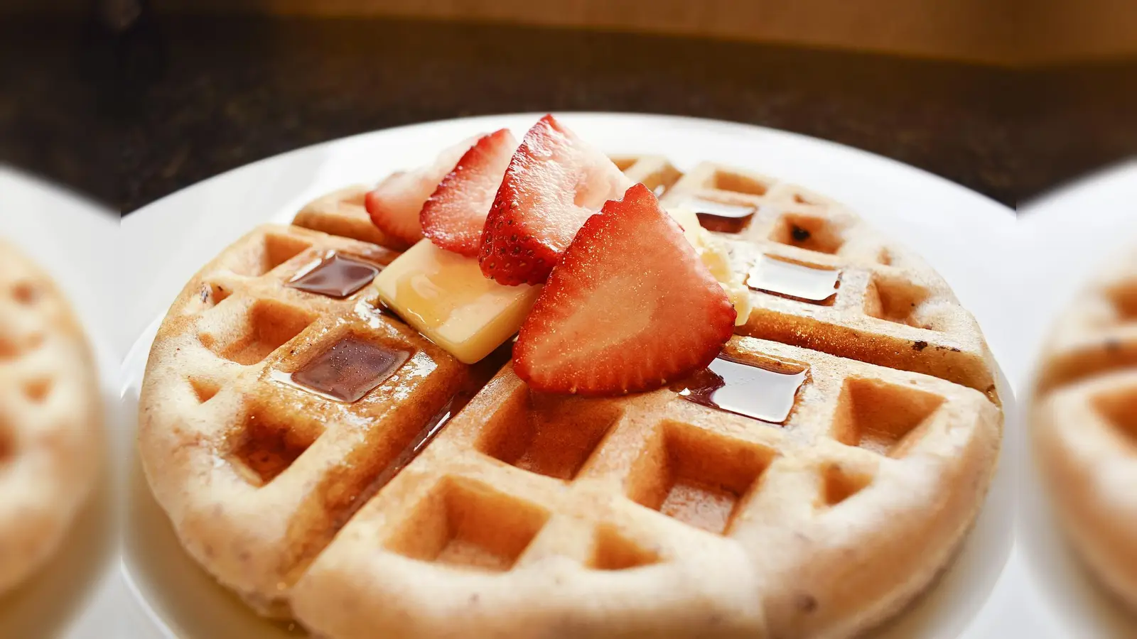 Waffeln mit Erdbeeren (Foto: pixabay)