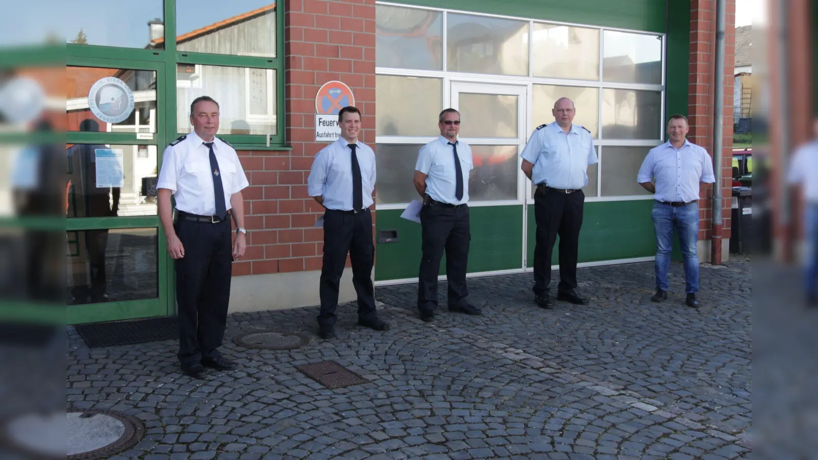 V.l.: GBI Eckhard Bornmann, Moritz Freitag, Alexander Frey, Thomas Stern und Bürgermeister Maik Mackewitz. (Foto: Foto: privat)