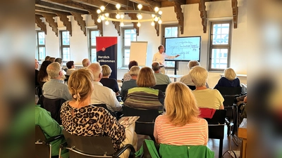 Rechtsanwalt und Notar Sebastian F. Otten (Kanzlei Faupel Rechtsanwälte Partnerschaft mbB) referiert im Johanniter-Ortsverband Beverungen zum Thema „Vorsorge“<br> (Foto: privat)