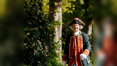 Ein Fest für den Lügenbaron: Am 11. Mai 2025 wird der Rathauspark in Bodenwerder zum Schauplatz der Feierlichkeiten zu Ehren von Hieronymus Carl Friedrich Freiherr von Münchhausen. (Foto: SVR/Spieker Fotografie)
