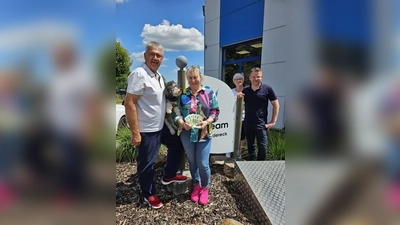 V.l.: Wolfgang Bathe, „Löwenmama” Susanne Saage, Monika Bathe und Sven Krömeke. (Foto: privat)