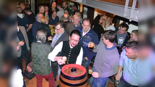 Es ist angezapft! Nun heißt es: Zugreifen! (Foto: privat)