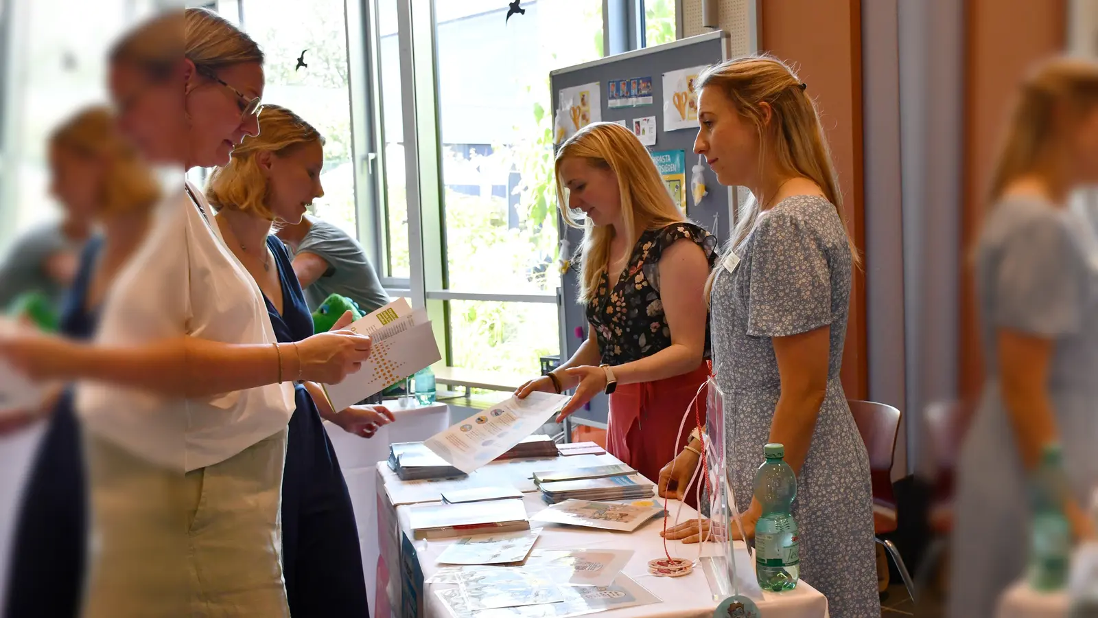 Auf der Babymesse konnten sich Familien bei verschiedenen Ausstellenden informieren. (Foto: Landkreis Holzminden)