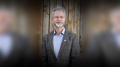 Der neue Chorleiter bei „Living Voices”, Volker Schrewe. (Foto: privat)