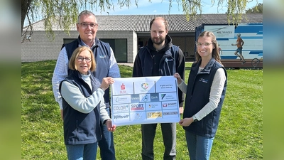 Freuen sich auf die große Sportlerehrung am 5. September in der Stadthalle Holzminden (v.l.): Irmgard Schrader, Wolfgang Jacob, Moritz Kremer und Jennifer Janele. (Foto: Kreissportbund Holzminden)