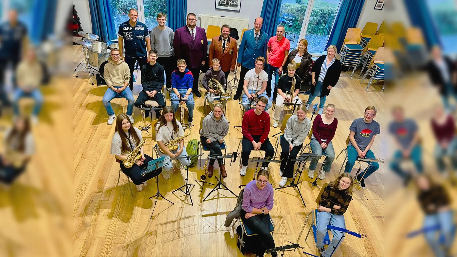 Die Musiker des „RSO Jugendorchesters” starteten die Probenarbeit. Darüber freuen sich Dominik Seegel, Danie Uhe, Niklas Neimeier, Wilhelm Thonemann, Stefan Schauf, Hubertus Rose, Mareike Amelunxen und Carola Hoppe. (Foto: privat)