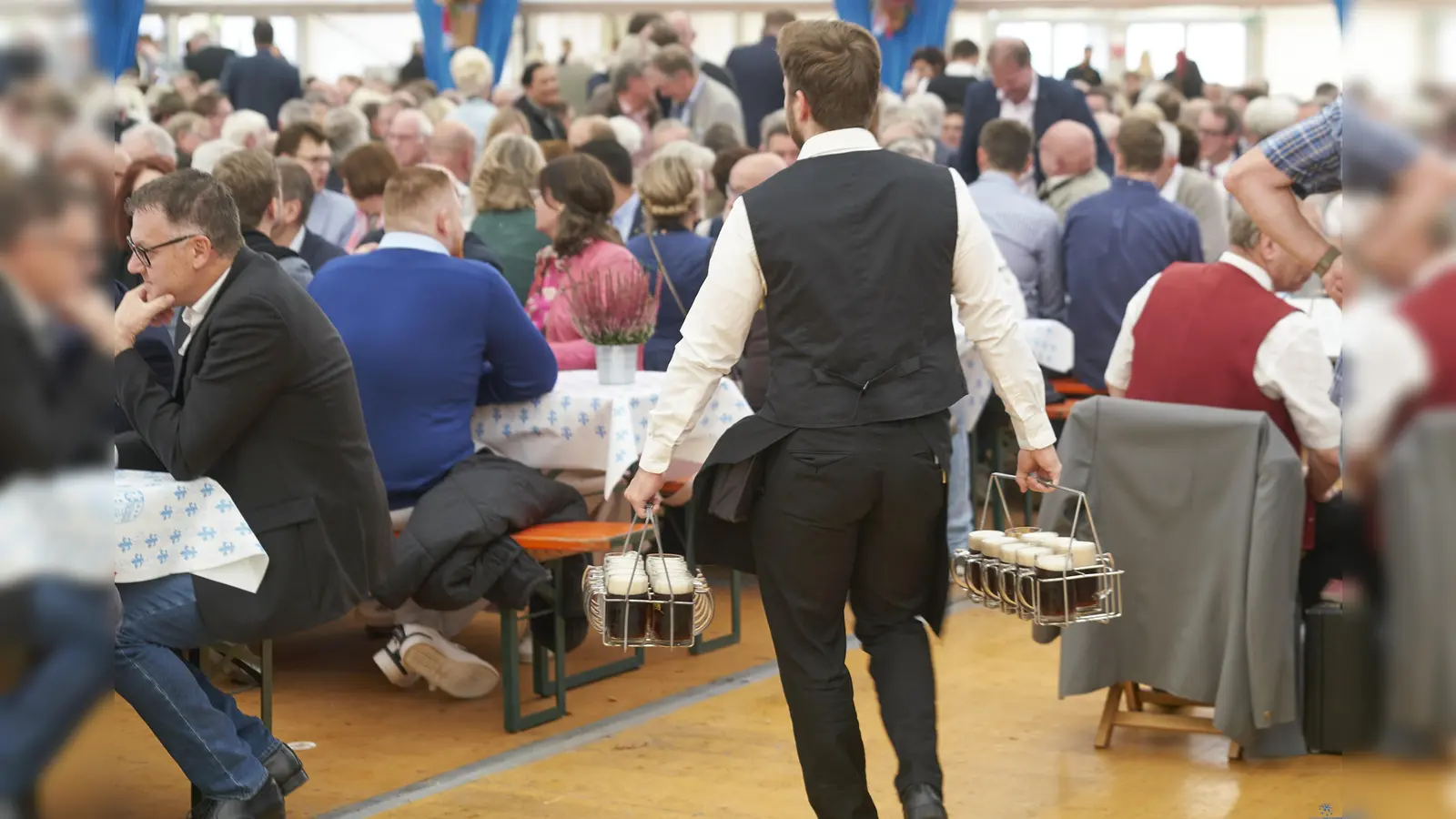 Eindrücke von der Eröffnung der 76. Warburger Oktoberwoche. (Foto: Stefan Bönning)