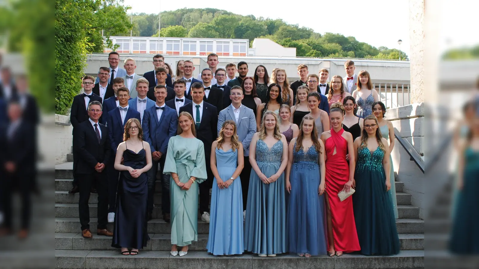 44 Abiturienten erhielten ihr Zeugnis. (Foto: Gymnasium Beverungen)