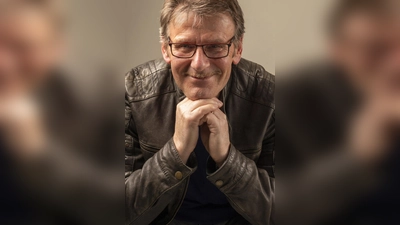 Autor Roland Lange liest aus seinem neuesten Thriller. (Foto: Prilop Fotografie)