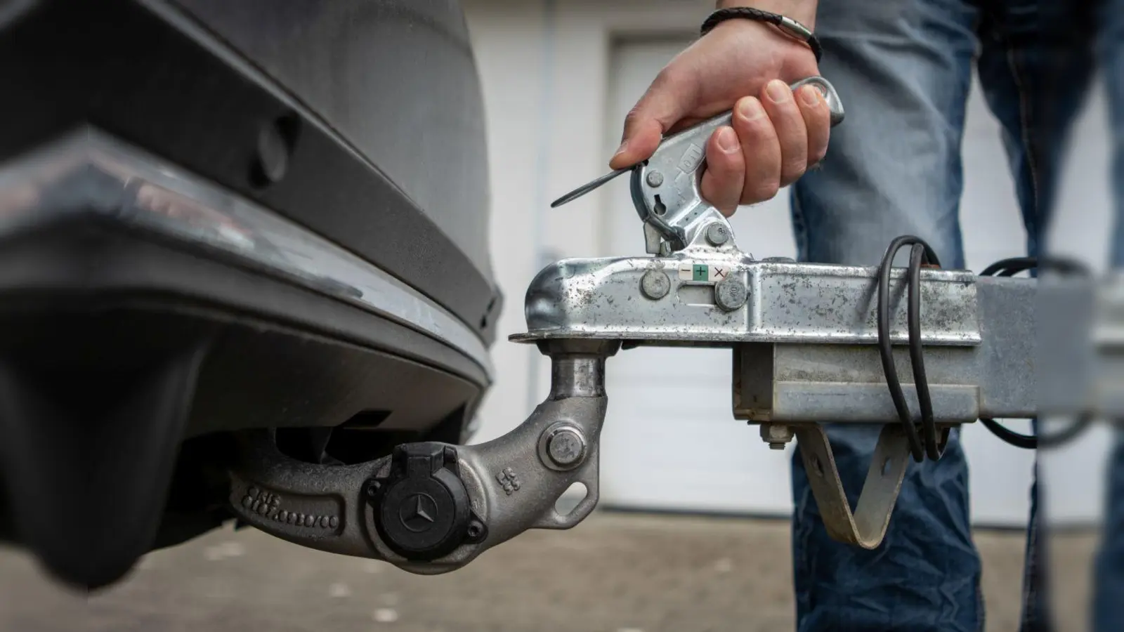 Anhängerkupplung nicht überlasten: DEKRA gibt Tipps und Hinweise. (Foto: DEKRA)