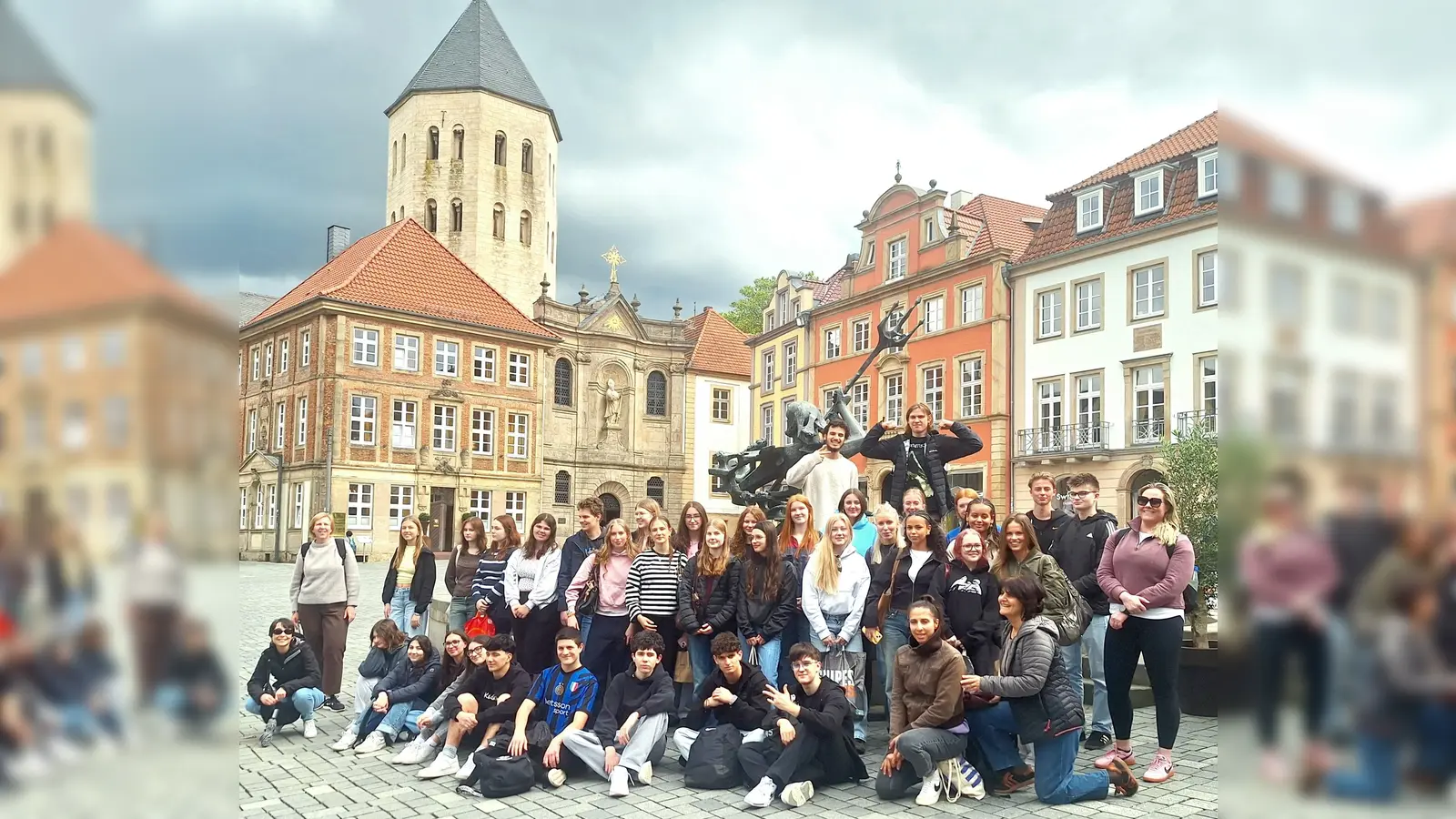 Die Schülerinnen und Schüler beim Ausflug nach Paderborn.  (Foto: Gymnasium Beverungen)