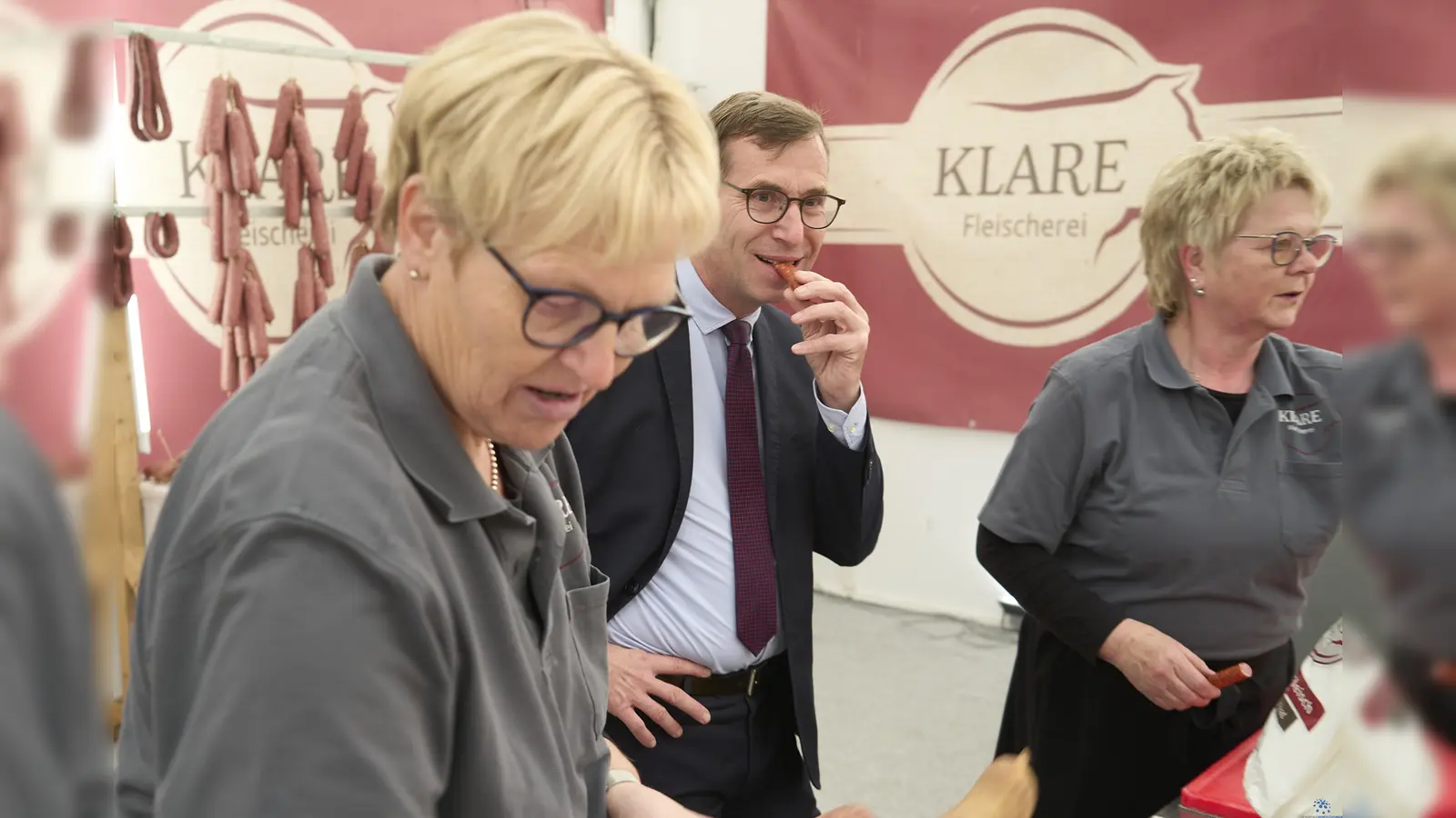 Gewerbeausstellung im Rahmen der Warburger Oktoberwoche 2025 ist eröffnet (Foto: Stefan Bönning)