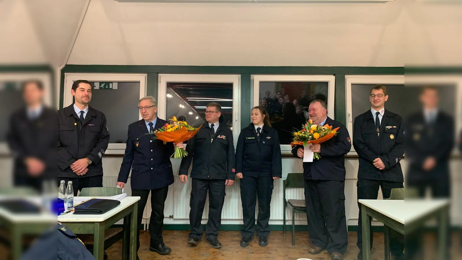 (v.l.) Dirk Lindemann, Erhard Temme, Hendrik Leck, Fabienne Kristahn, Gerd Gümbel, Boris Hartmann. (Foto: Feuerwehr Grebenstein)
