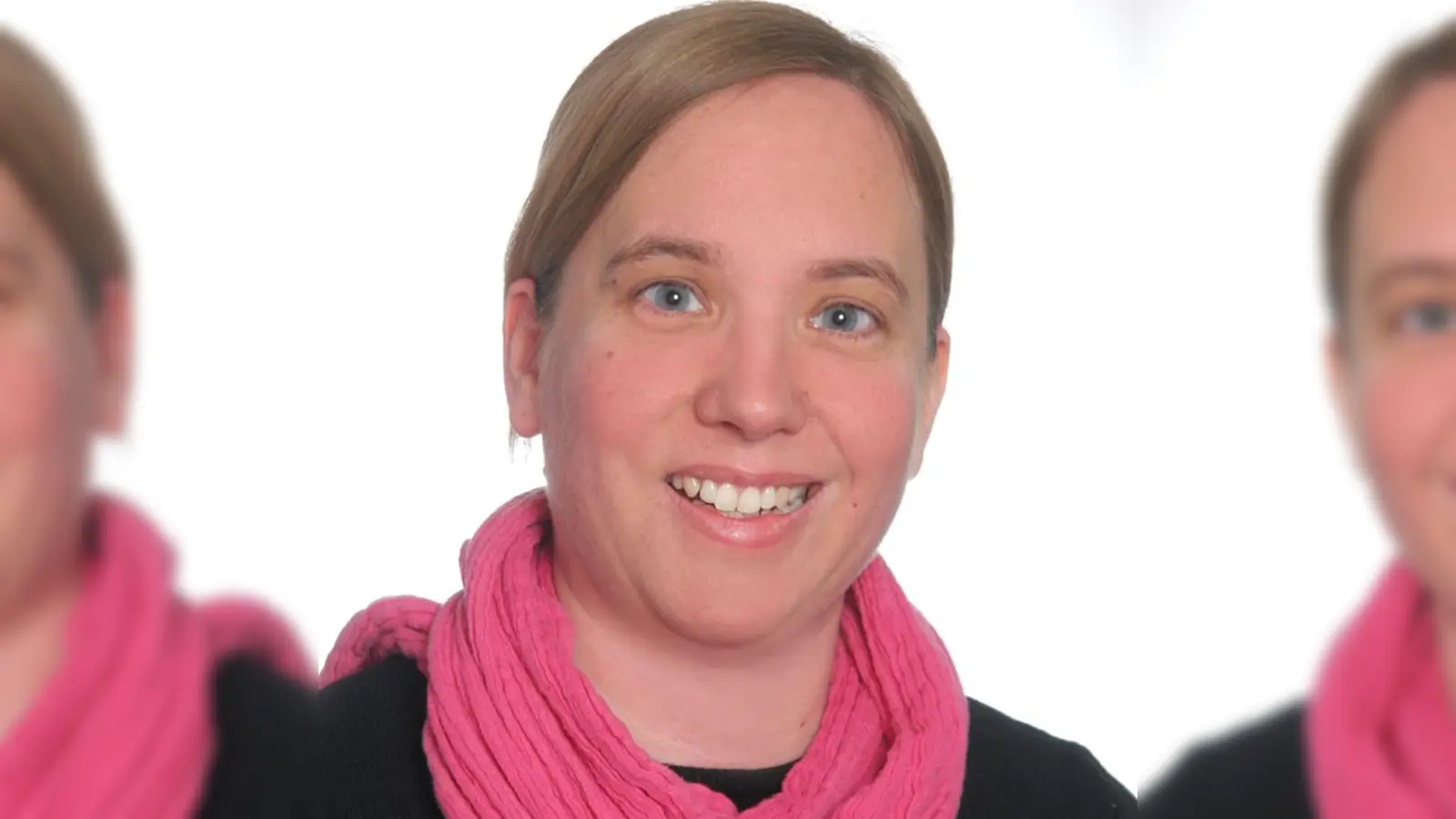Katrin Pferdmenges (46), neue Pfarrerin im Probedienst in der Evangelischen Kirchengemeinde Altkreis Warburg, ist die erste Pfarrerin in Westfalen, die berufsbegleitend Theologie studiert hat. (Foto: privat)