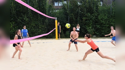 In der Batze gibt es ein Beachvolleyballfeld. (Foto: privat)