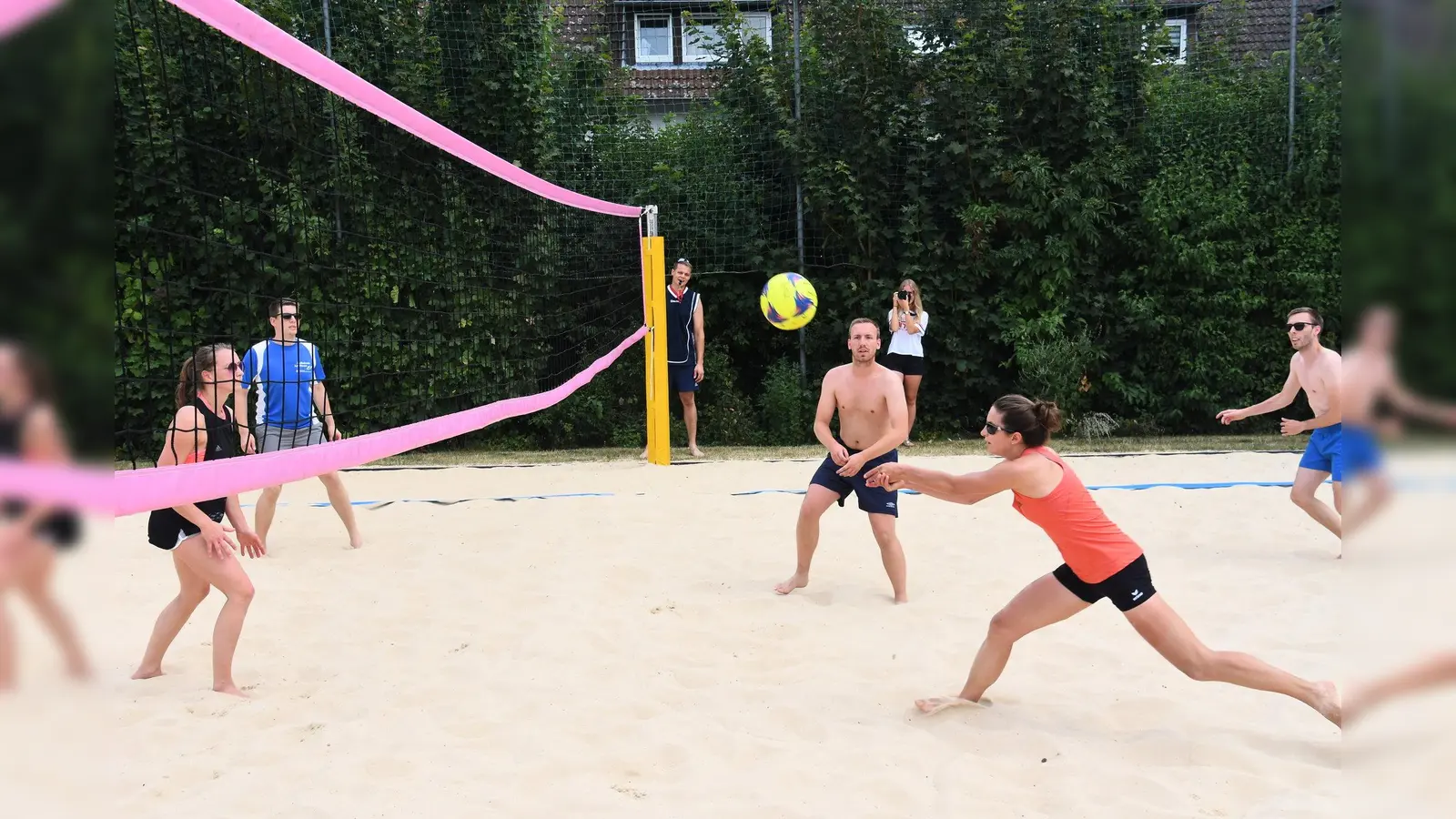 In der Batze gibt es ein Beachvolleyballfeld. (Foto: privat)