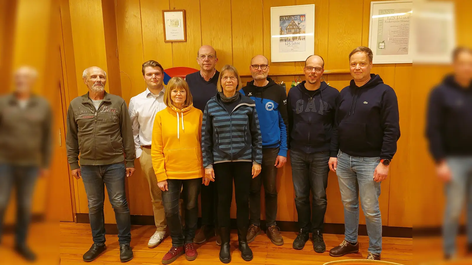 Der neue bzw. alte Vorstand (v.l.): Franz-Josef Temme, Noah Finn Schikora, Ulla Rössing, Michael Ridder, Grit Graefe (neue Vorsitzende), Matthias Meckle (alter Vorsitzender), Marc Weßler, Lutz Pammel. (Foto: privat)