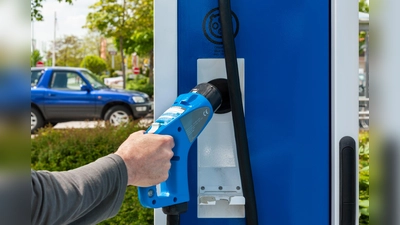 E-Auto Ladesaeule (Foto: ERGO Group)