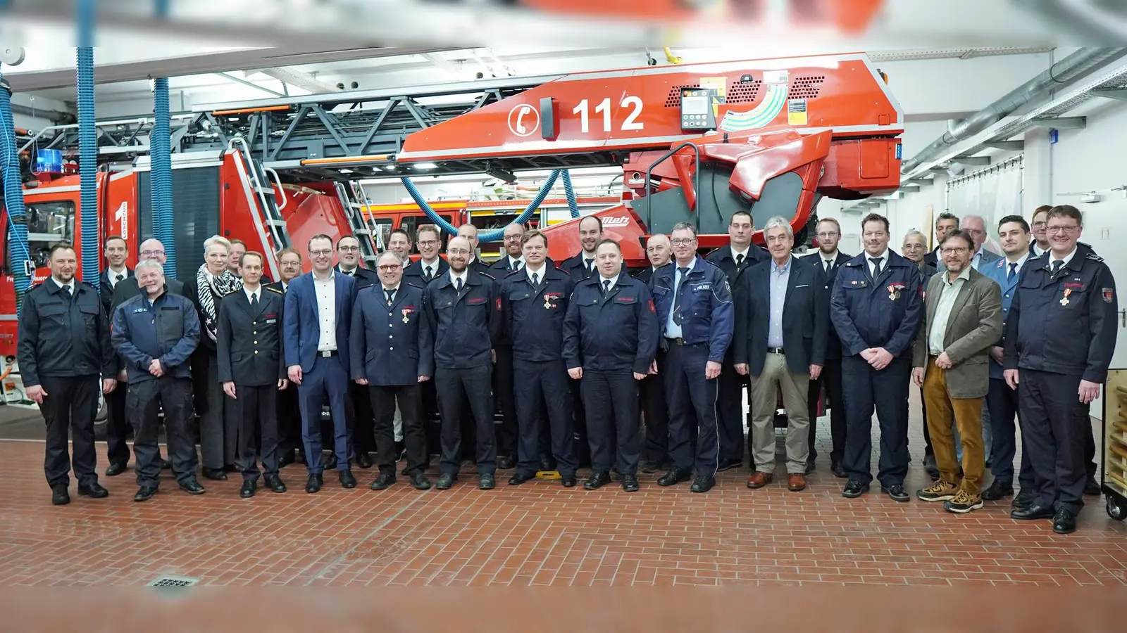 Am 20. Februar fand die Jahresdienstbesprechung der Freiwilligen Feuerwehr in Brakel statt, zahlreiche Ehrengäste folgten ebenfalls der Einladung. (Foto: Stadt Brakel)