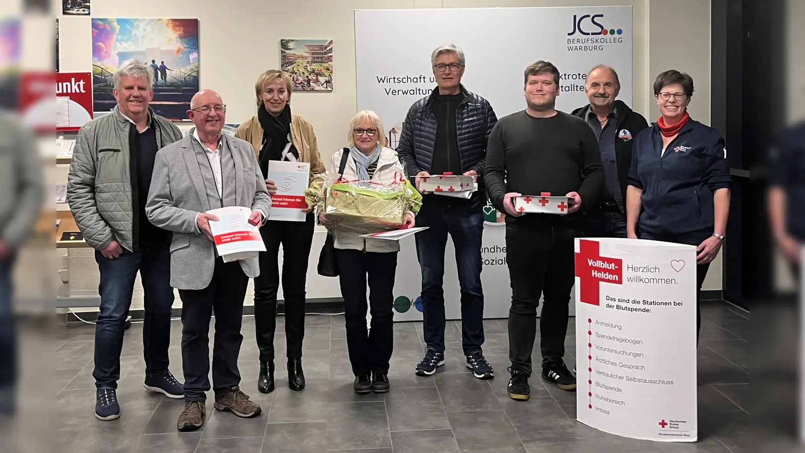 V.l.: Günter Kohaupt, Falko Becker, Marita Titius, Karin Hepprich-Menne, Wolfgang Reineke, Justus Wilhelm, Reinhold Büchler, Annemarie Papenkordt. (Foto: privat)