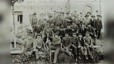 Errichtung des Elektrizitätswerk in der Alleestraße in Uslar im Jahr 1903. (Foto: Stadtarchiv Uslar)
