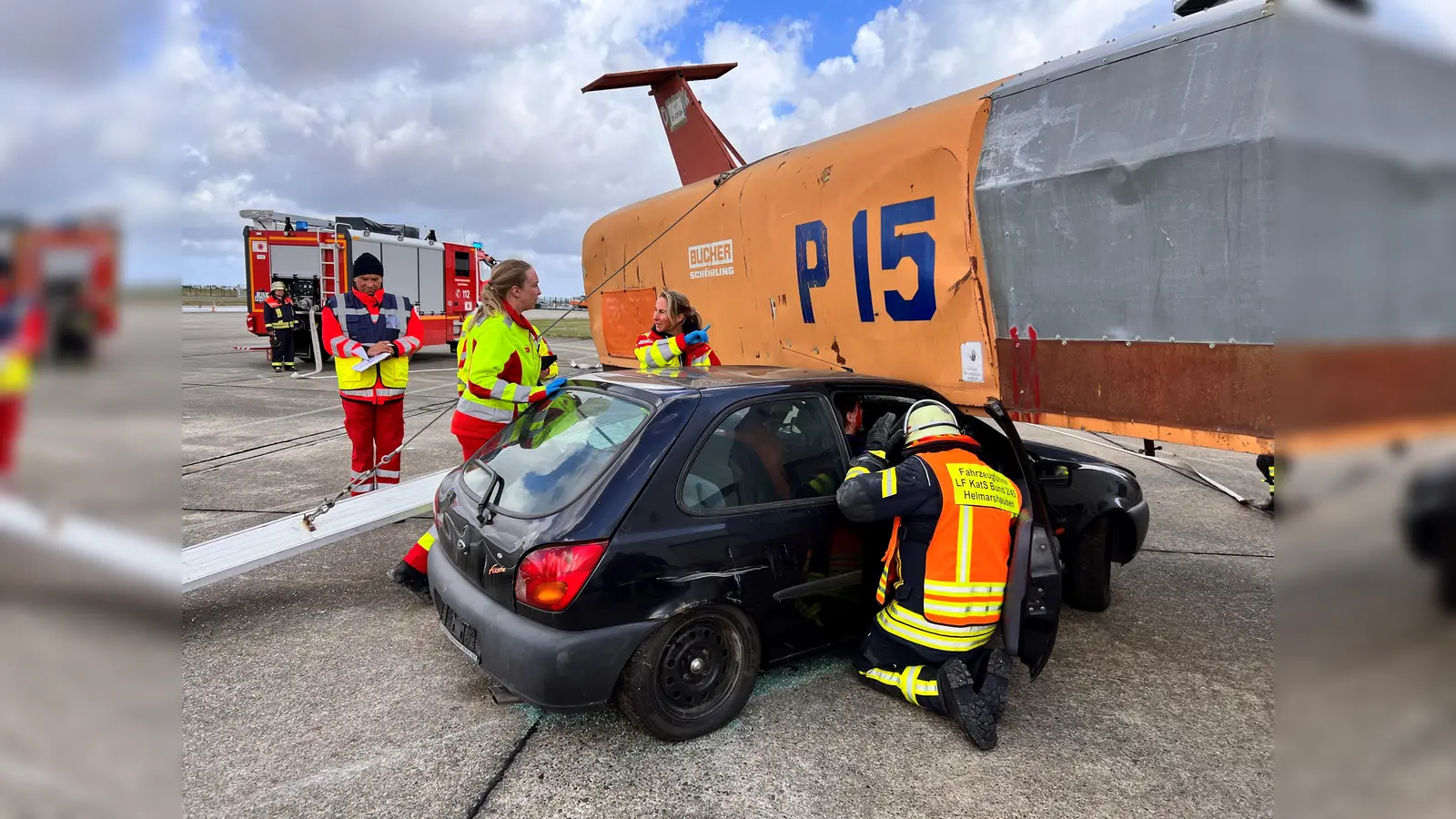 Einsatzszenario am Alten Flughafen in Calden. (Foto: Anja Leck)
