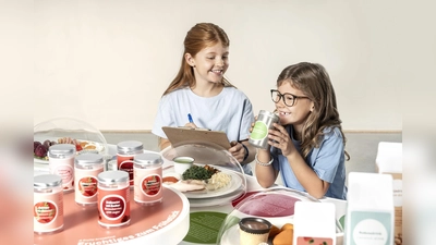 Am 22. Oktober stellen Kinder beim Ferienworkshop der Reihe „Dufte Kids“ ihren eigenen Lippenpflegestift und eine Hautcreme her. (Foto: Heinewarnecke Design)