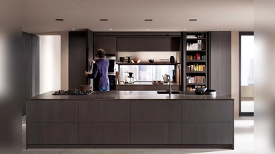 Pocketdoorsysteme sind vielseitig einsetzbar und platzsparend, da keine Schranktüren im Wege stehen. Sie eignen sich zum schnellen Öffnen und Verschließen kompletter Wohnbereiche oder auch nur einzelner Berei-che. (Foto: AMK)