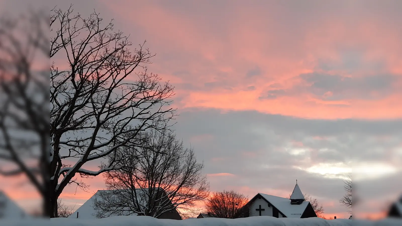 Auch in der heutigen Zeit kann es noch magische Momente geben. Die Raunächte erhalten dabei tatkräftige Unterstützen von der zauberhaften Natur des Winters. (Foto: Marc Otto)