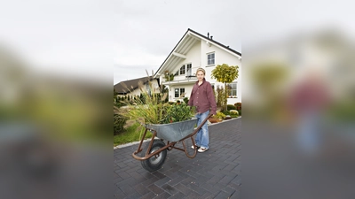 Der Herbst ruft noch einmal zur Gartenarbeit. (Foto: BdB)